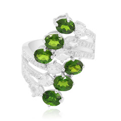 Bague en argent et Diopside de Russie