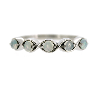 Bague en argent et Opale Welo