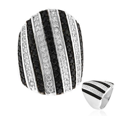 Bague en argent et Spinelle noir