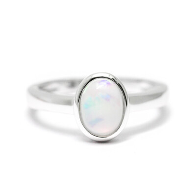 Bague en argent et Opale Welo