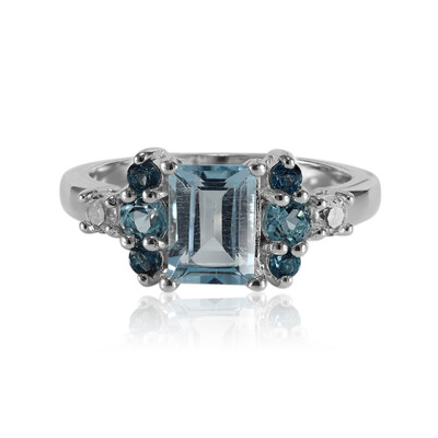 Bague en argent et Topaze bleu ciel