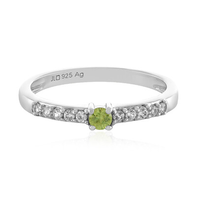 Bague en argent et Sphène