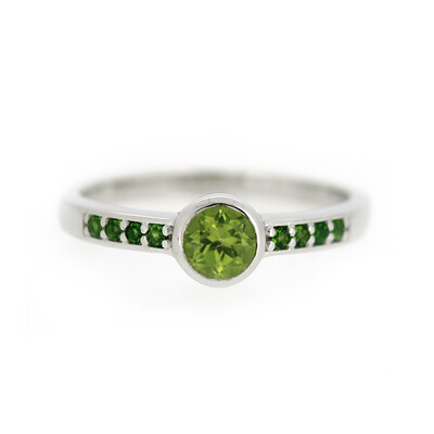 Bague en argent et Péridot