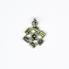 Pendentif en argent et Péridot