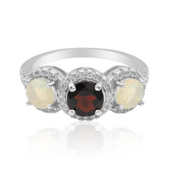 Bague en argent et Grenat