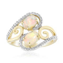 Bague en or et Opale blanche du Brésil