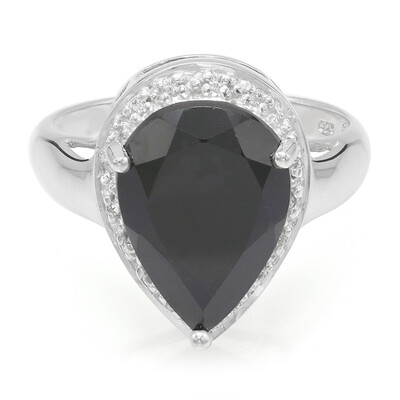 Bague en argent et Spinelle noir