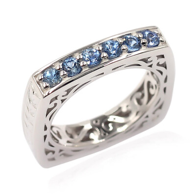 Bague en argent et Saphir de Ceylan (Dallas Prince Designs)