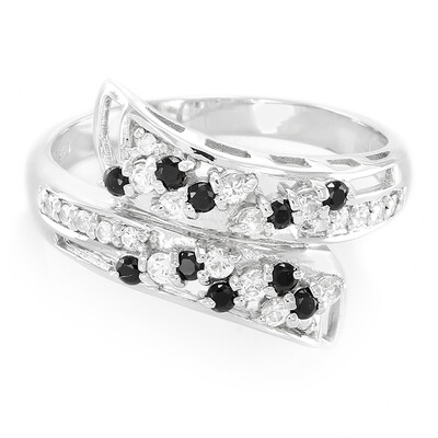 Bague en argent et Spinelle noir