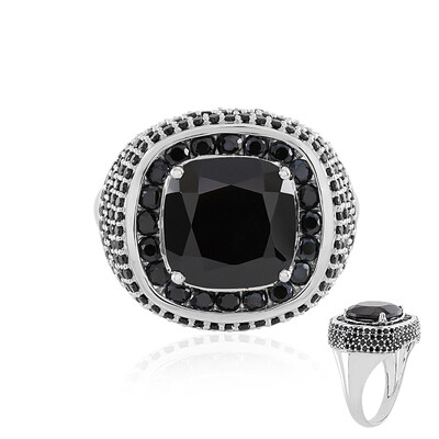 Bague en argent et Spinelle noir