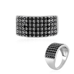 Bague en argent et Spinelle noir