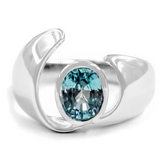 Bague en argent et Zircon de Ratanakiri