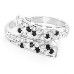 Bague en argent et Spinelle noir