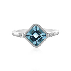 Bague en argent et Topaze bleu ciel