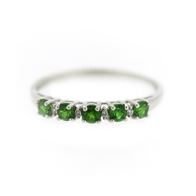 Bague en argent et Diopside de Russie