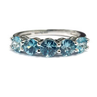 Bague en argent et Zircon de Ratanakiri