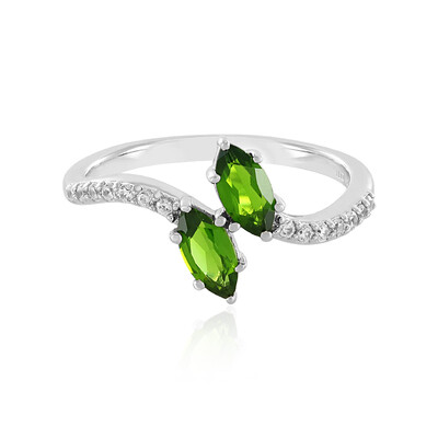 Bague en argent et Diopside de Russie