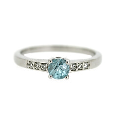 Bague en argent et Zircon de Ratanakiri