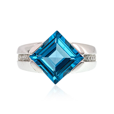 Bague en argent et Topaze de Marambaia