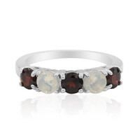 Bague en argent et Grenat