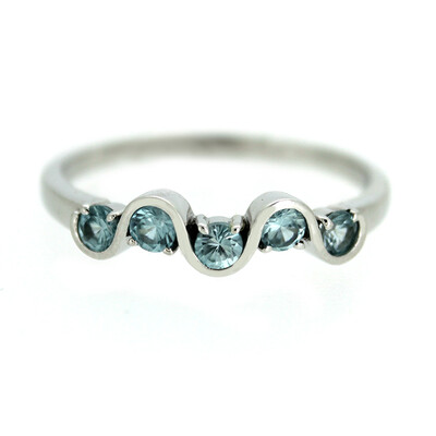 Bague en argent et Zircon de Ratanakiri