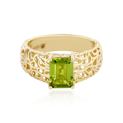 Bague en or et Péridot (Ornaments by de Melo)