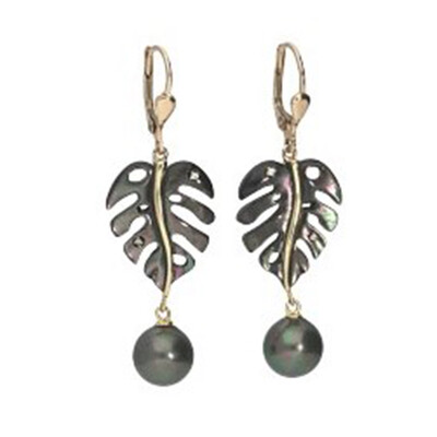 Boucles d'oreilles en or et Nacre