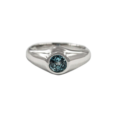 Bague en argent et Zircon de Ratanakiri (MONOSONO COLLECTION)