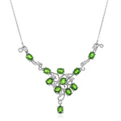 Collier en argent et Diopside de Russie
