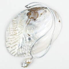 Parure en argent et Perles