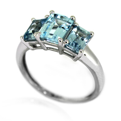 Bague en argent et Topaze bleu ciel