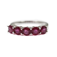 Bague en argent et Rubis de Madagascar