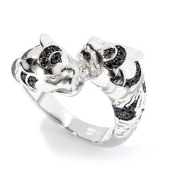 Bague en argent et Spinelle noir
