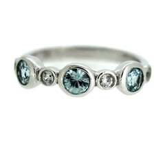 Bague en argent et Zircon de Ratanakiri