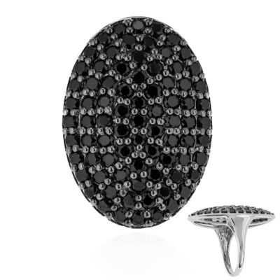 Bague en argent et Spinelle noir