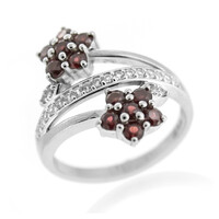 Bague en argent et Grenat Rhodolite