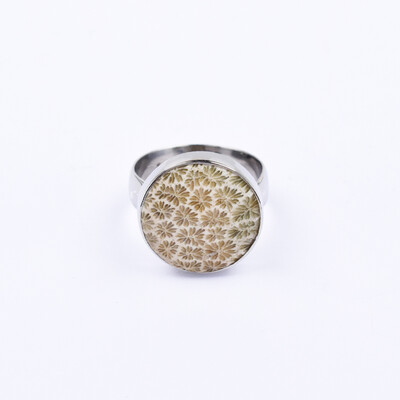 Bague en argent et Corail fossilisé