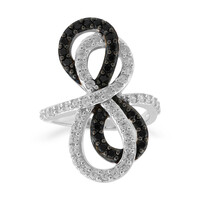 Bague en argent et Spinelle noir