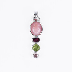 Pendentif en argent et Opale rose des Andes