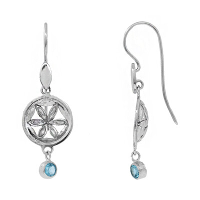 Boucles d'oreilles en argent et Topaze bleue