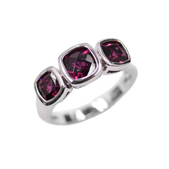 Bague en argent et Grenat de Tocantin