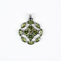 Pendentif en argent et Péridot