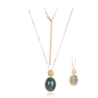 Collier en argent et Agate verte