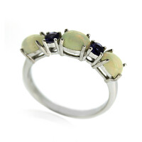Bague en argent et Opale Welo
