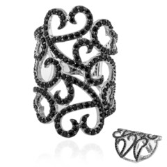 Bague en argent et Spinelle noir