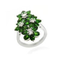 Bague en argent et Diopside de Russie