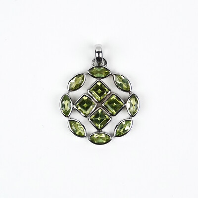 Pendentif en argent et Péridot