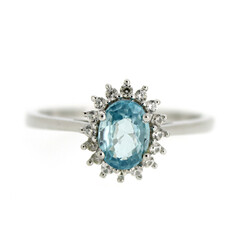 Bague en argent et Zircon de Ratanakiri