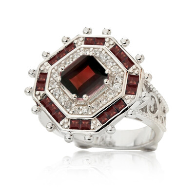 Bague en argent et Grenat du Mozambique (Dallas Prince Designs)