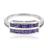 Bague en argent et Iolite de Ceylan